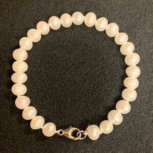 Lucas Lameth (LUC) Sterling Silver & Freshwater Pearl Bracelet